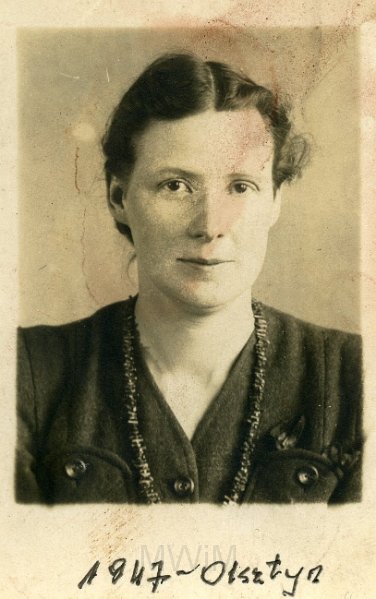 KKE 4937.jpg - Fot. Portret. Jadwiga Strumiłło, Olsztyn, 1947 r.